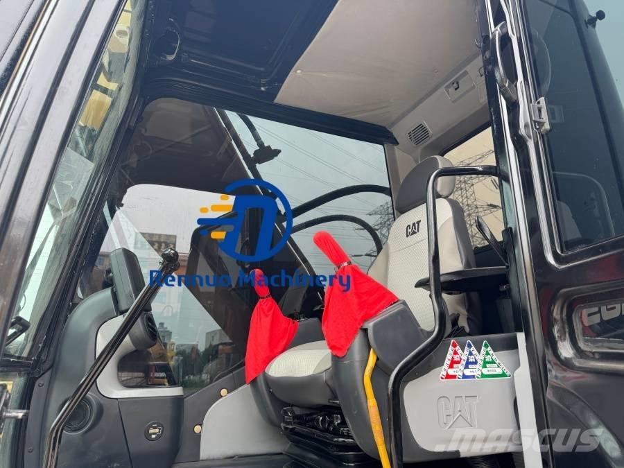 CAT 320D2 Paletli ekskavatörler