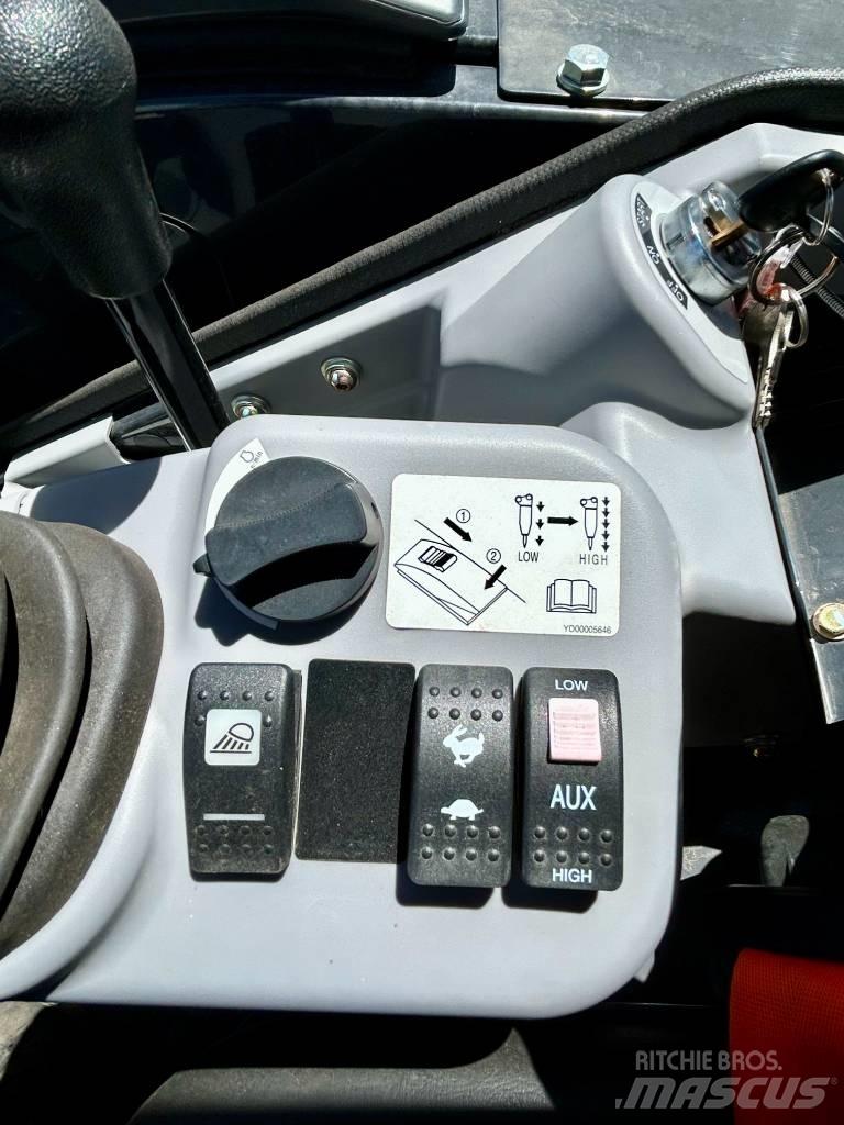 Hitachi ZX35U-5N Mini ekskavatörler, 7 tona dek