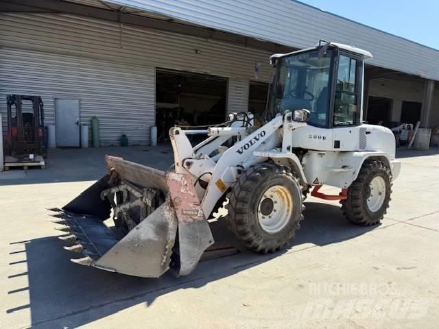 Volvo L 30 G Tekerlekli yükleyiciler