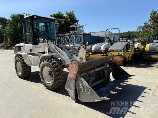 Volvo L 30 G Tekerlekli yükleyiciler