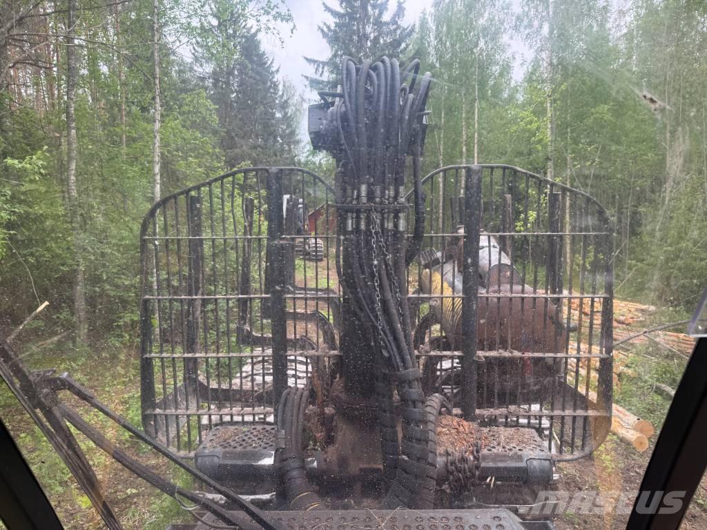 Ponsse ELK 8W Tomruk yükleyici traktörler