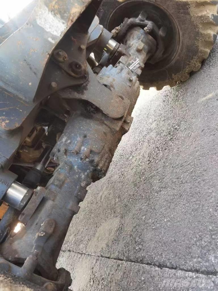 Doosan DX60W Lastik tekerli ekskavatörler
