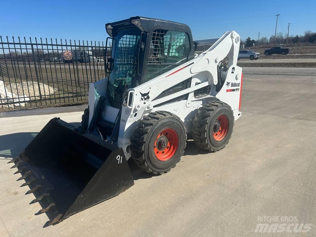 Bobcat S740 Skid steer loderler