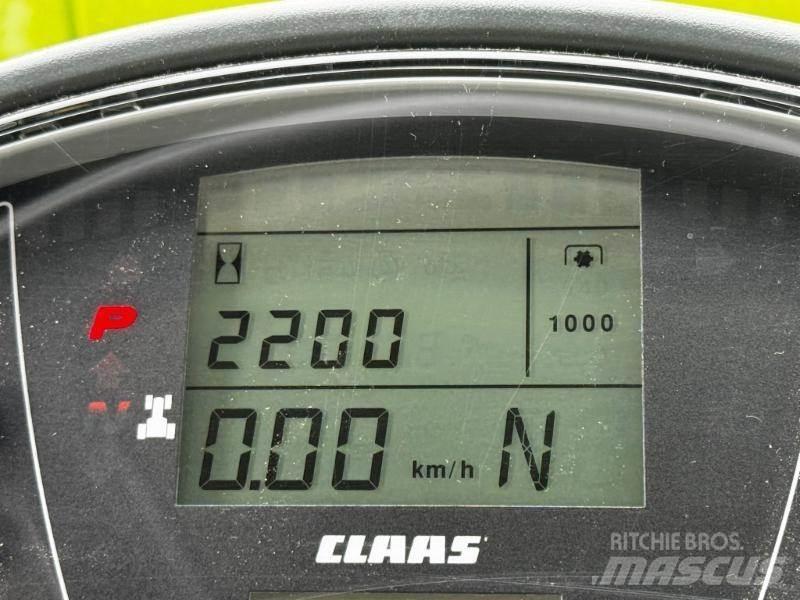 CLAAS AXION 870 Traktörler