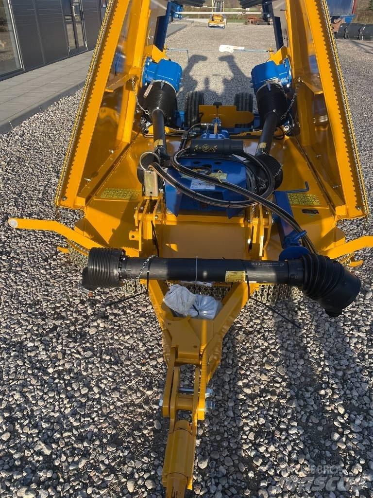 Bomford TriWing 4600 Çayir biçme makinalari