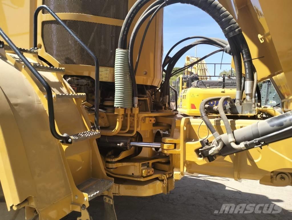 CAT 740 B Belden kirma kaya kamyonu