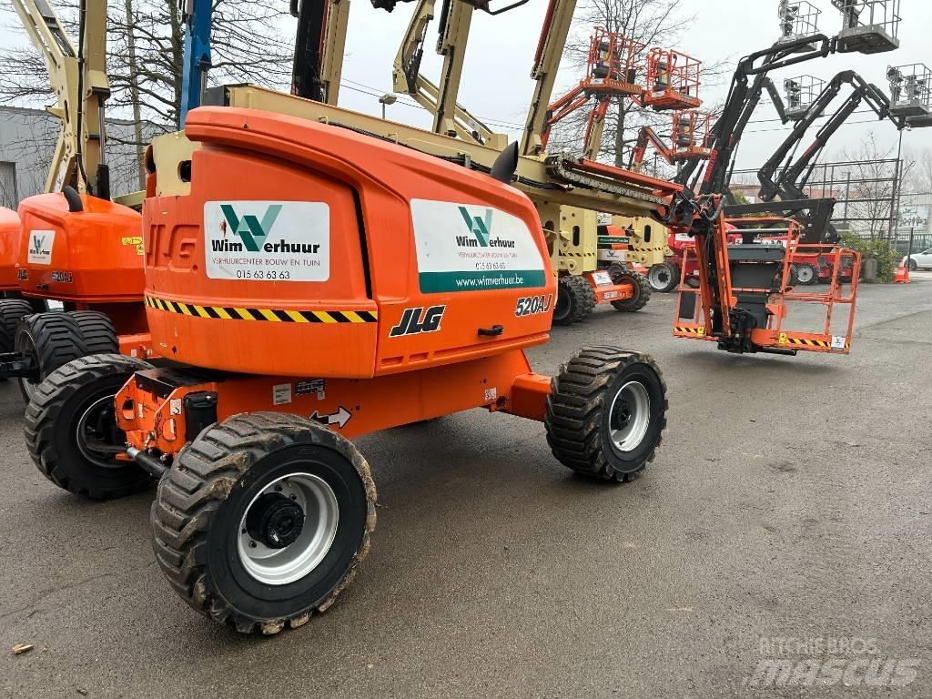 JLG 520 AJ Körüklü personel platformları