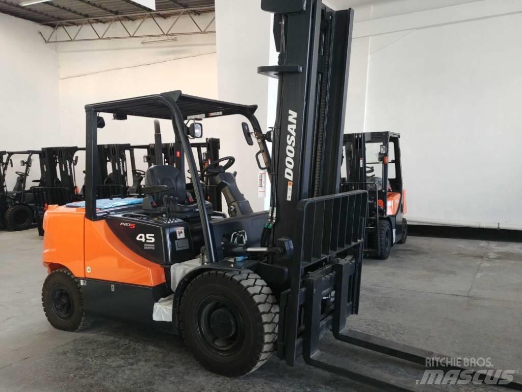 Doosan D45 SC-5 Dizel forkliftler