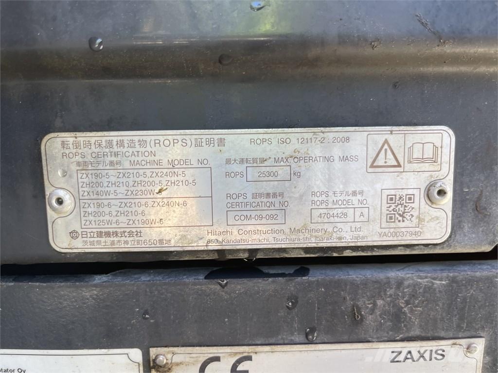 Hitachi ZX 210 LC-6 Paletli ekskavatörler