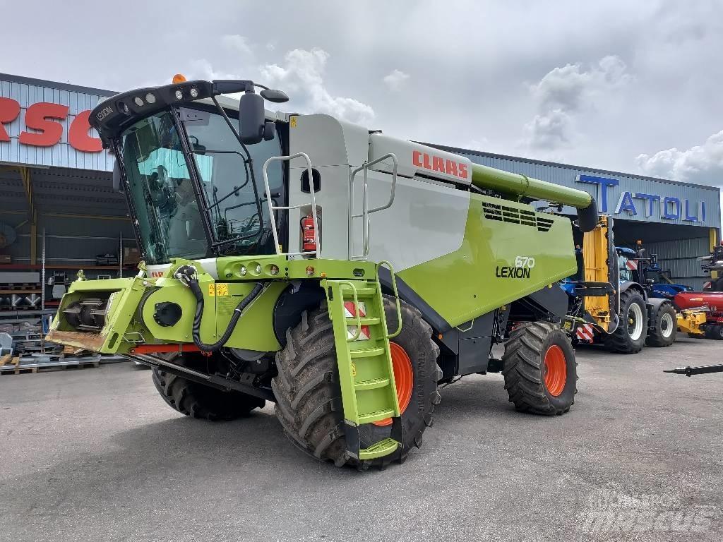 CLAAS Lexion 670 Biçerdöverler