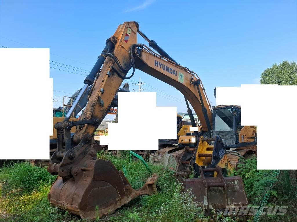 Hyundai HX 300 Paletli ekskavatörler