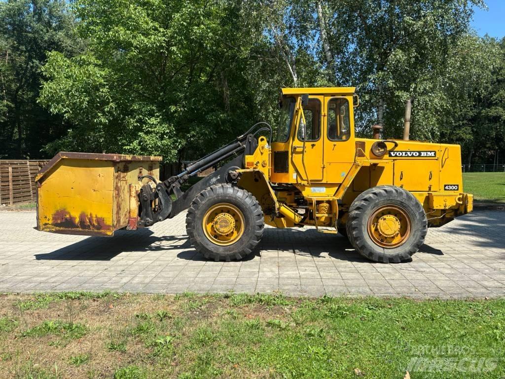 Volvo BM 4300 Tekerlekli yükleyiciler