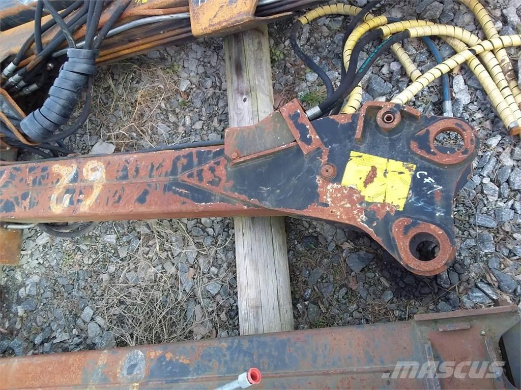 John Deere CF 1 Tomruk vinçleri