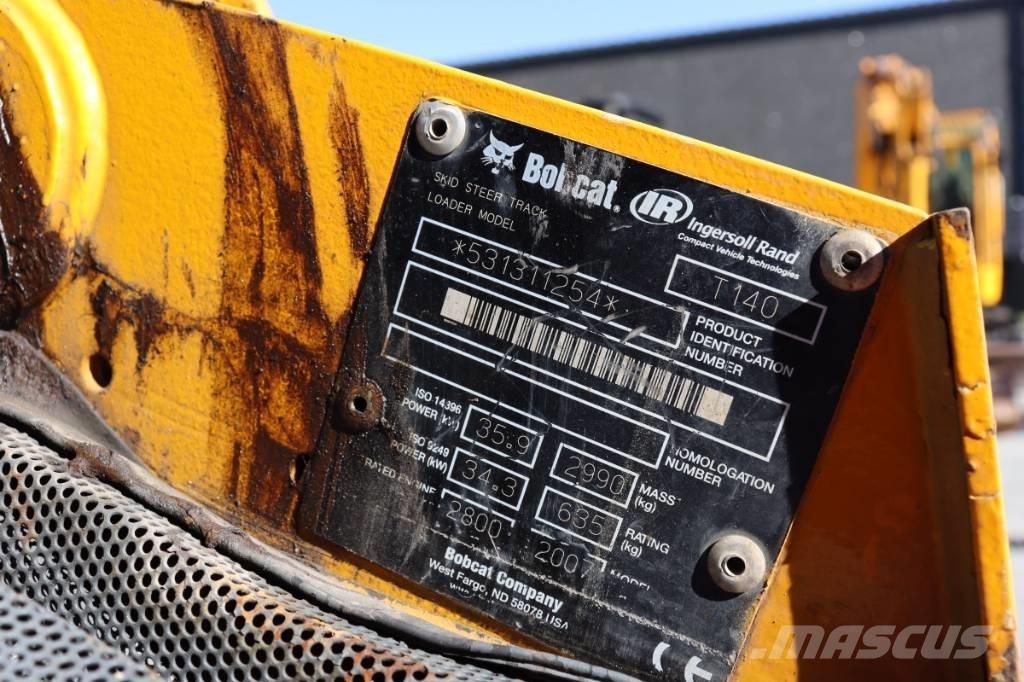 Bobcat T 140 Skid steer loderler