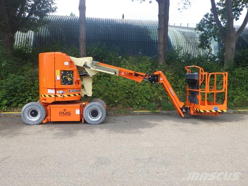 JLG E300AJP Körüklü personel platformları