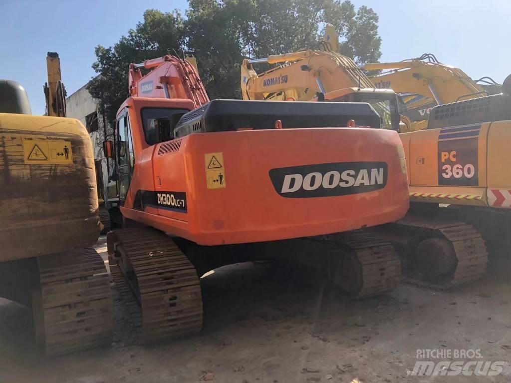 Doosan 225 LC Paletli ekskavatörler
