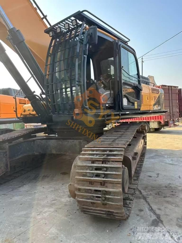 Hyundai Robex 520 VS Paletli ekskavatörler