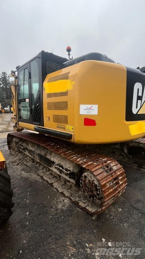 CAT 320 EL Paletli ekskavatörler