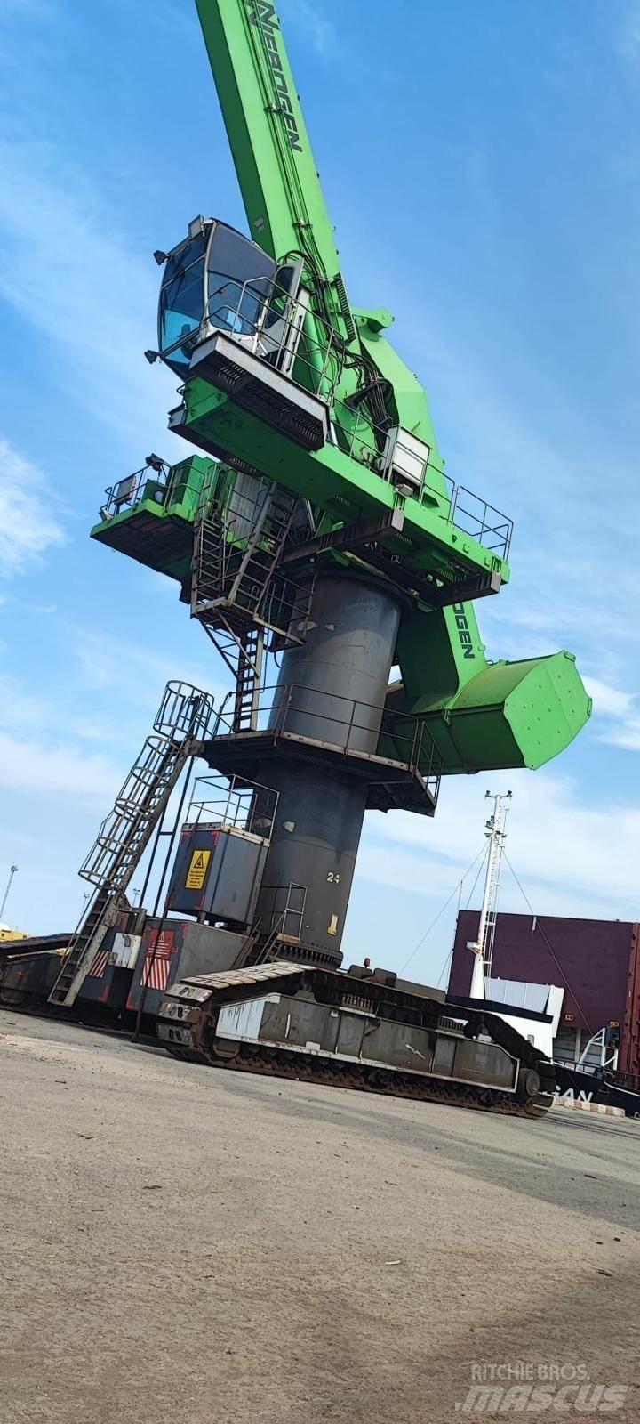 Sennebogen 880 Atık taşıma araçları