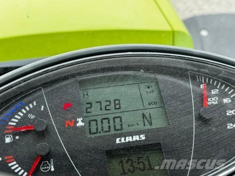 CLAAS AXION 830 Traktörler