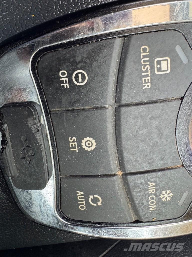 Hyundai HX140 LC Paletli ekskavatörler