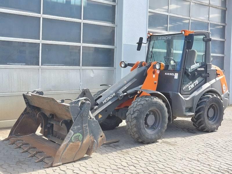 Hitachi ZW 75-6 Skid steer loderler