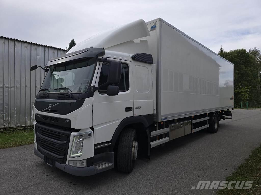 Volvo FM330 4X2 Kapali kasa kamyonlar