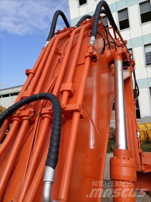 Doosan DX 300 Paletli ekskavatörler