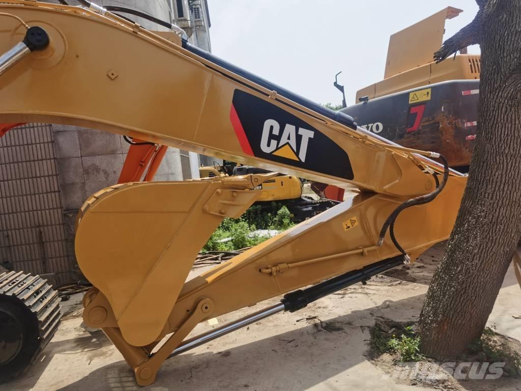 CAT 320 D Paletli ekskavatörler