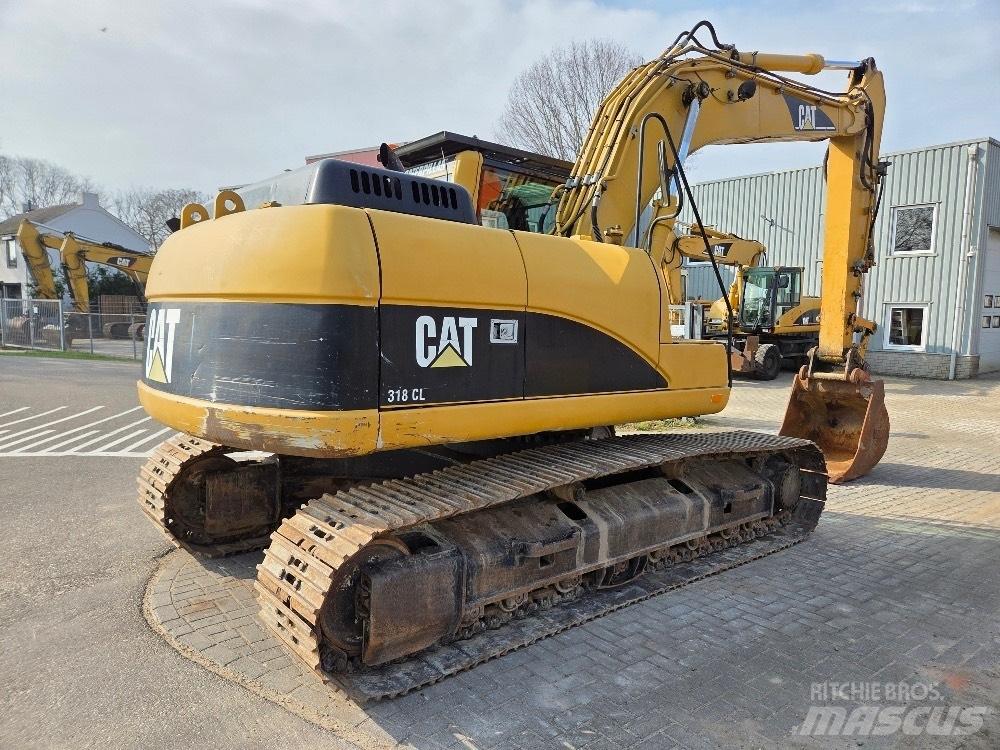 CAT 318CL Paletli ekskavatörler