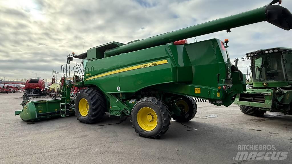 John Deere W 540 Biçerdöverler