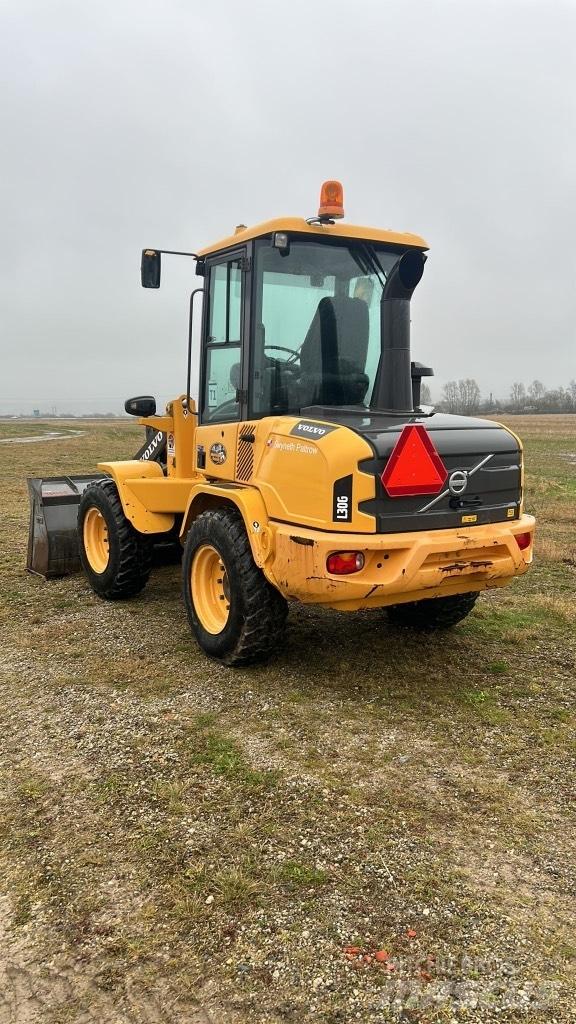 Volvo L 30 G Tekerlekli yükleyiciler