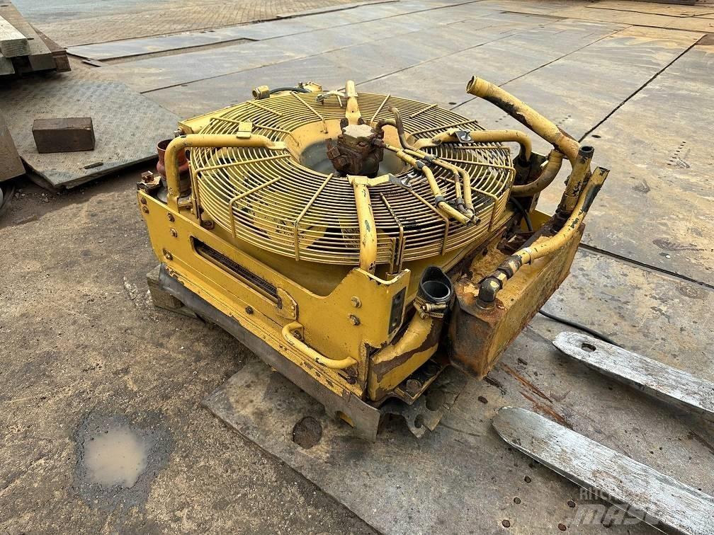 CAT 950g radiator Radyatörler