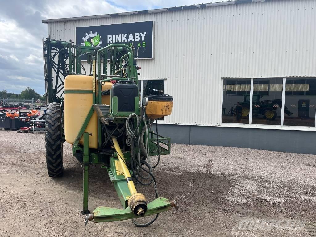 Amazone UG 2200 Çekilir pülverizatörler