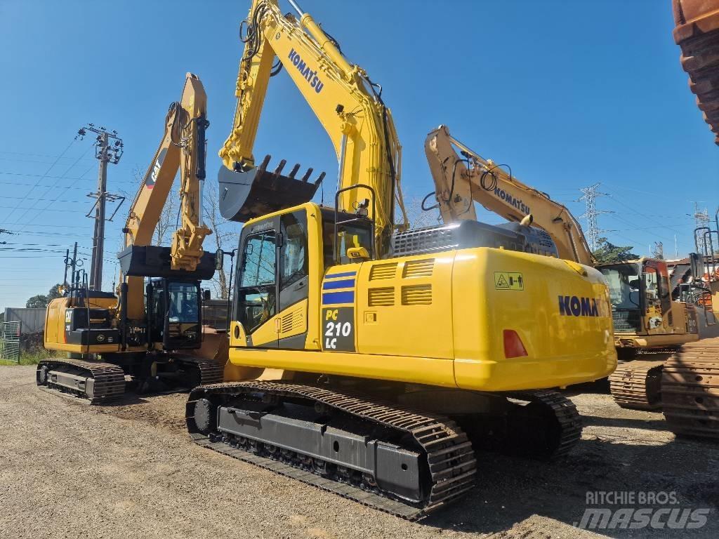 Komatsu PC 210 LC-11 Paletli ekskavatörler