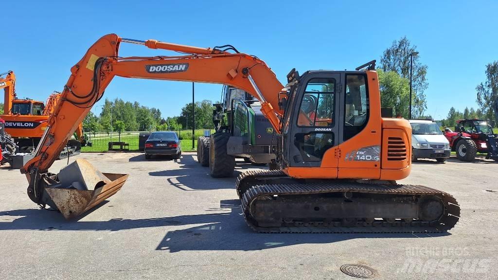 Doosan DX 140 LCR Paletli ekskavatörler