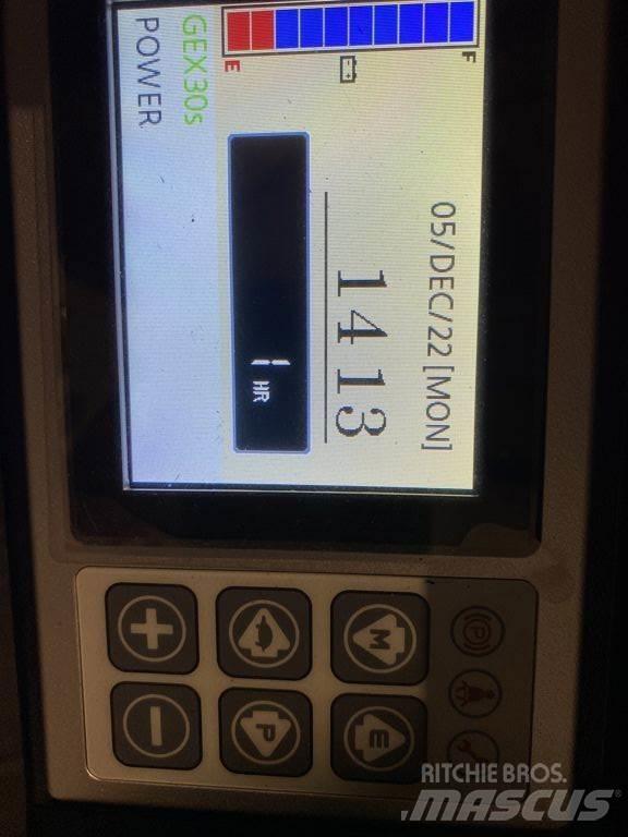Clark GEX30 Elektrikli forkliftler