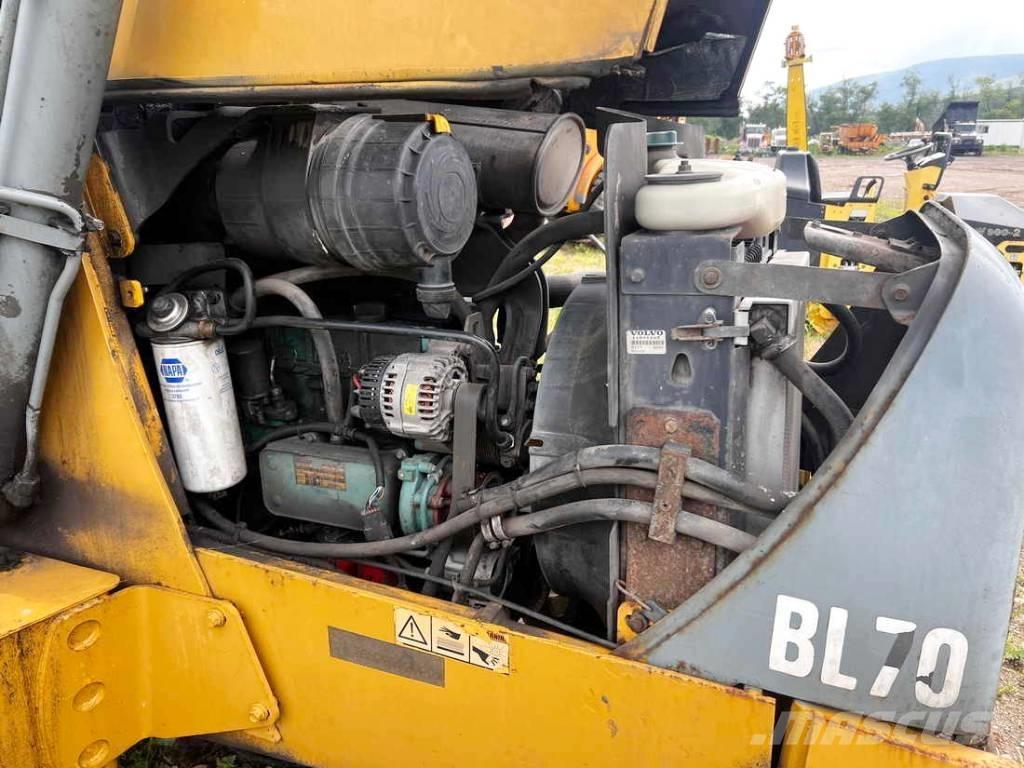 Volvo BL 70 Kazıcı yükleyiciler - beko loder