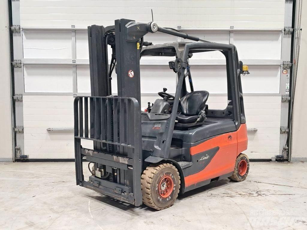 Linde E30L-01 Elektrikli forkliftler
