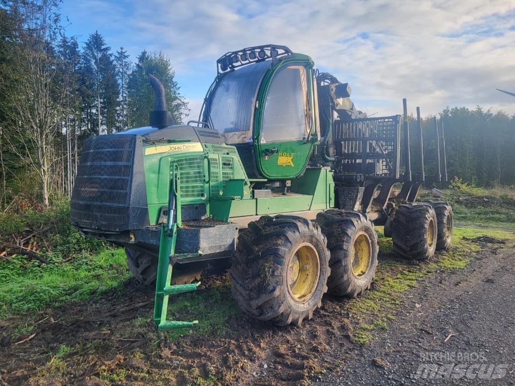 John Deere 1210 G Tomruk yükleyici traktörler