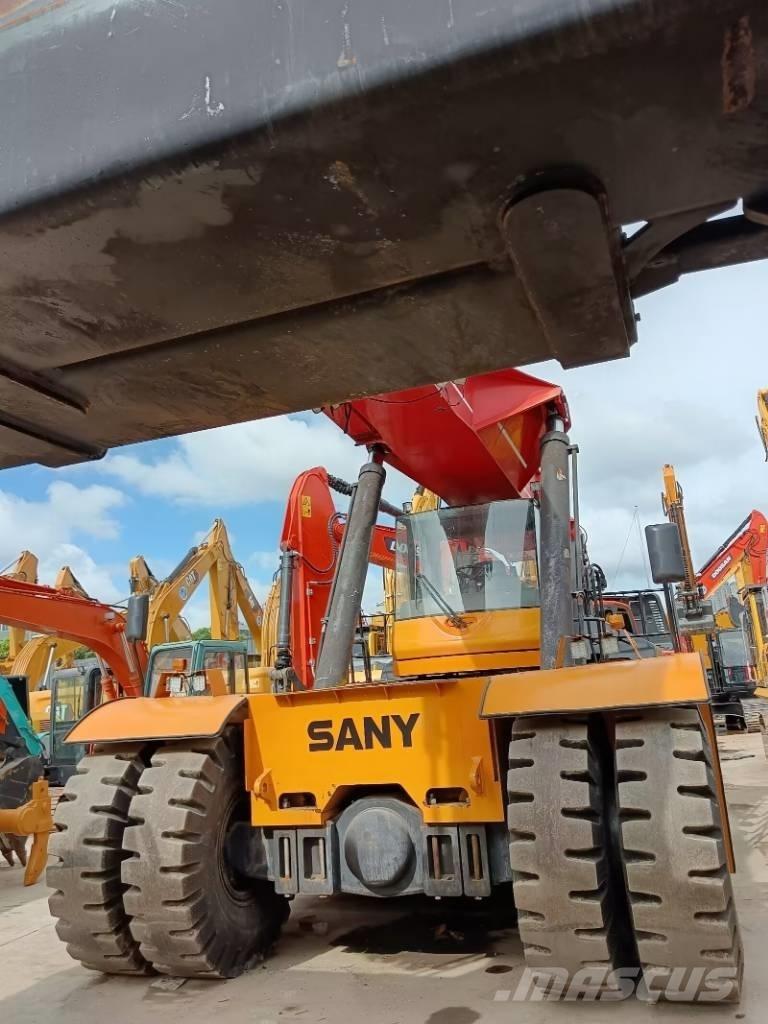 Sany SRSC 45 C30 Konteyner istifleyiciler - reach stacker