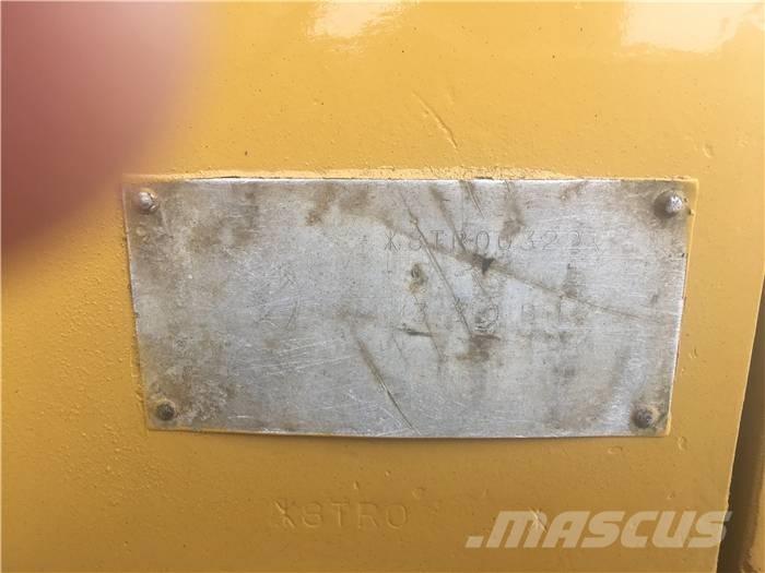 CAT 330 B L Paletli ekskavatörler