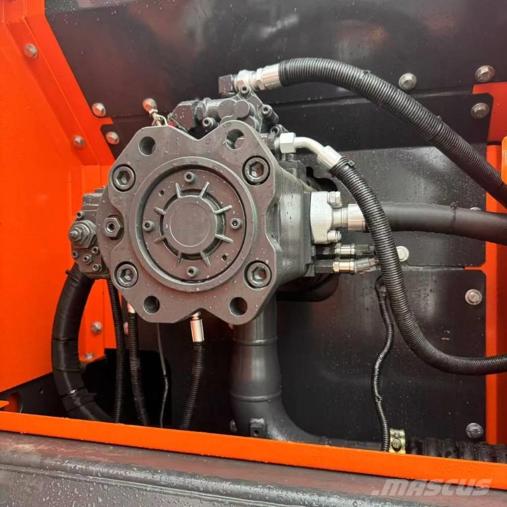 Doosan DX 225 LCA Paletli ekskavatörler