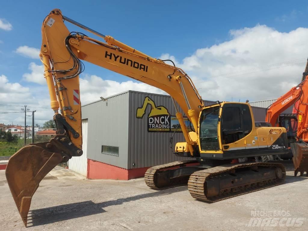 Hyundai R 250 -9 Paletli ekskavatörler