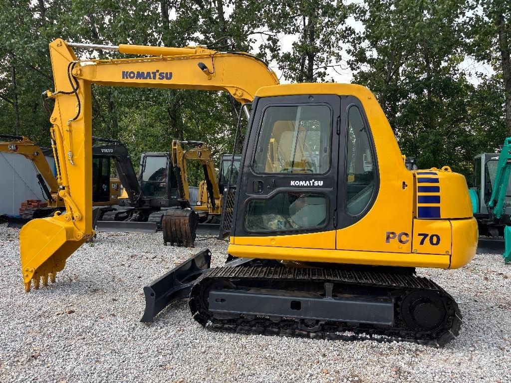 Komatsu PC 70 Paletli ekskavatörler