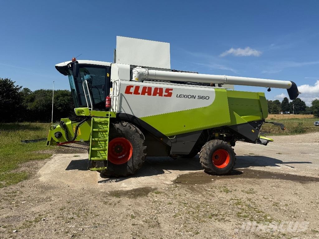 CLAAS Lexion 560 Biçerdöverler