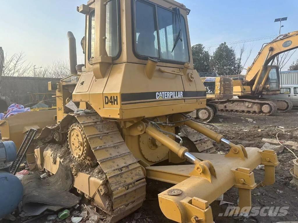 CAT D4H Paletli dozerler