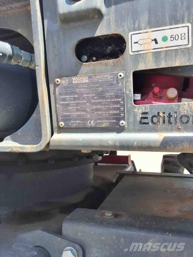Wacker Neuson EW 100 Lastik tekerli ekskavatörler