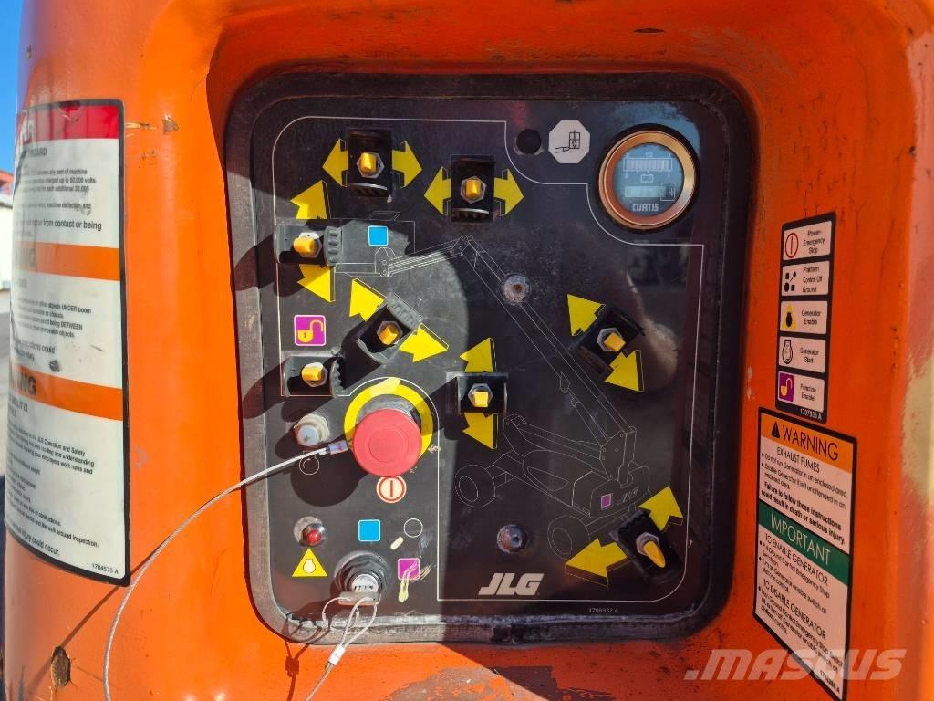 JLG M 600 JP Körüklü personel platformları