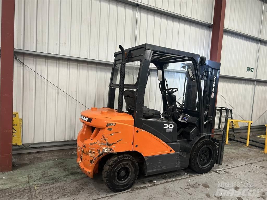 Doosan D30S-5 Dizel forkliftler